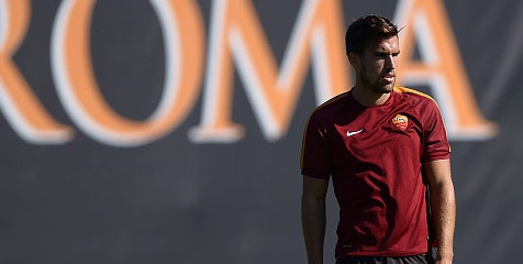 Roma Tunggu Tawaran Fantastis United Untuk Strootman Roma Tunggu Tawaran Fantastis United Untuk Strootman