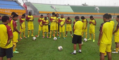 Tiga Amunisi Anyar Sriwijaya FC Dapat Porsi Latihan Khusus Tiga Amunisi Anyar Sriwijaya FC Dapat Porsi Latihan Khusus