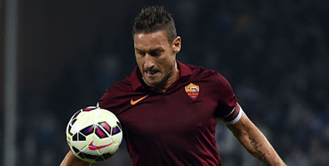 Garcia Tak Akan Utak-atik Posisi Totti Garcia Tak Akan Utak-atik Posisi Totti