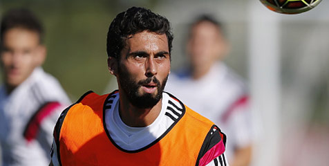 Arbeloa: Madrid Rela Bayar demi Hadapi Barca Arbeloa: Madrid Rela Bayar demi Hadapi Barca