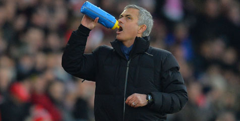 Mourinho: Courtois dan Cech Dua Kiper Terbaik Dunia Mourinho: Courtois dan Cech Dua Kiper Terbaik Dunia