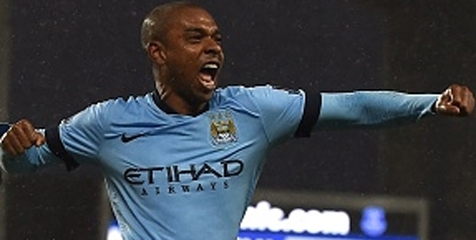 Fernandinho: City Harus Kunjungi Stamford Bridge Dalam Level Tertinggi Fernandinho: City Harus Kunjungi Stamford Bridge Dalam Level Tertinggi