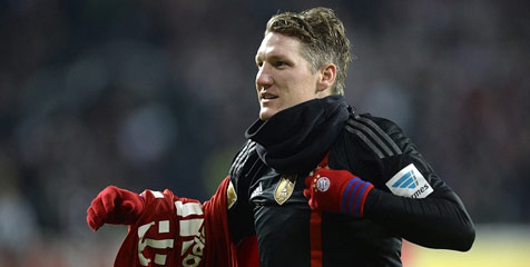 Schweinsteiger Santai Hadapi Sisa Kontraknya di Bayern Schweinsteiger Santai Hadapi Sisa Kontraknya di Bayern
