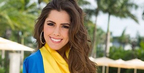 Paulina Vega, Miss Universe Penggila Bola Paulina Vega, Miss Universe Penggila Bola