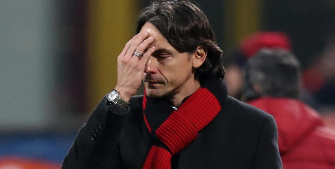 Milan Berantakan di Kandang Milan Berantakan di Kandang