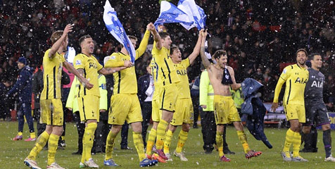 Final vs The Blues, Final ke-21 Spurs Final vs The Blues, Final ke-21 Spurs