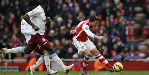 Ozil Gemar Sakiti Villa Ozil Gemar Sakiti Villa