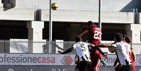 Roma Tidak Istimewa di Udara Roma Tidak Istimewa di Udara