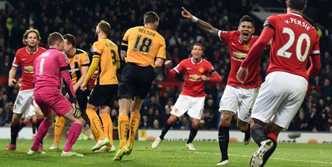 Review: United Menang Mudah Atas Cambridge Review: United Menang Mudah Atas Cambridge