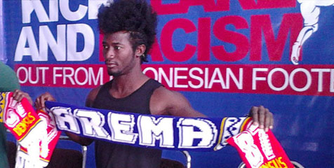 Sengbah Kennedy Siap Bawa Arema Juara Sengbah Kennedy Siap Bawa Arema Juara
