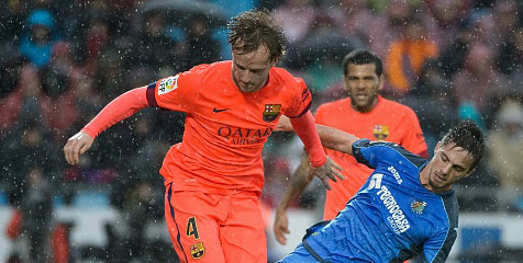 Rakitic: Tiap Pemain Berjuang Habis-habisan di Barca Rakitic: Tiap Pemain Berjuang Habis-habisan di Barca