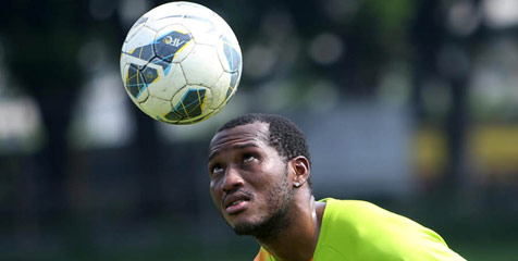 Djemba-Djemba Belajar Jadi Second Striker Djemba-Djemba Belajar Jadi Second Striker