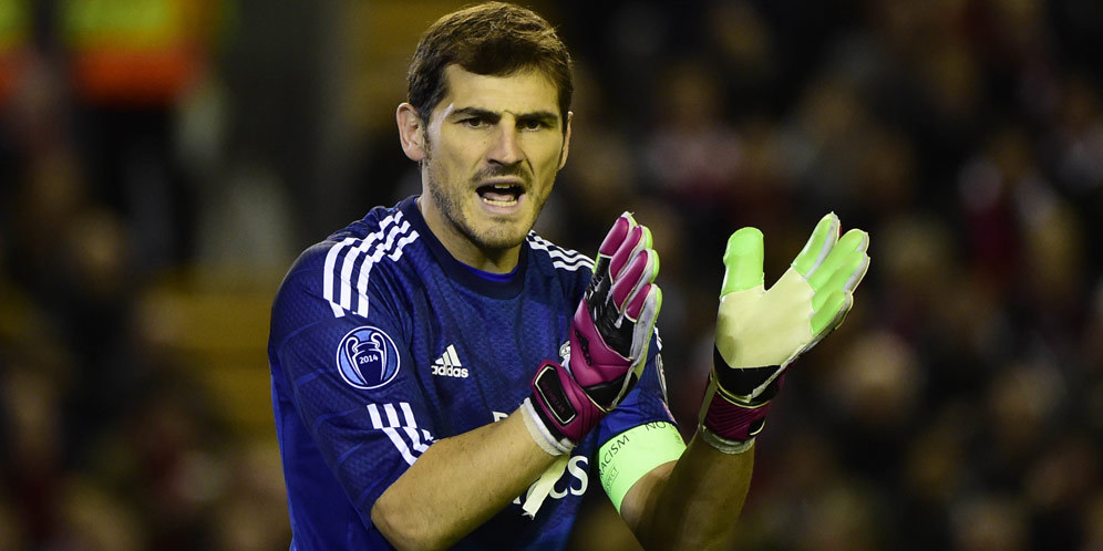 Hadapi Schalke, Casillas Samai Rekor Carragher Hadapi Schalke, Casillas Samai Rekor Carragher