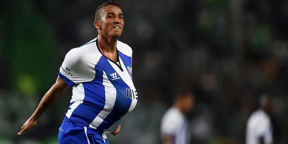Danilo Pesimis Bisa Gabung Barca Danilo Pesimis Bisa Gabung Barca