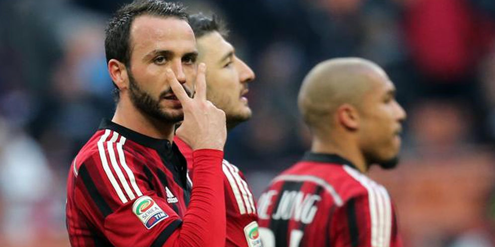 Konversi Penalti 100 Persen Milan Konversi Penalti 100 Persen Milan