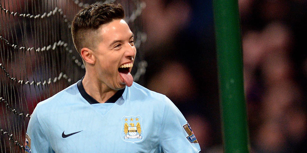 Nasri: Messi dan Ronaldo Bermain di Galaksi Sendiri Nasri: Messi dan Ronaldo Bermain di Galaksi Sendiri