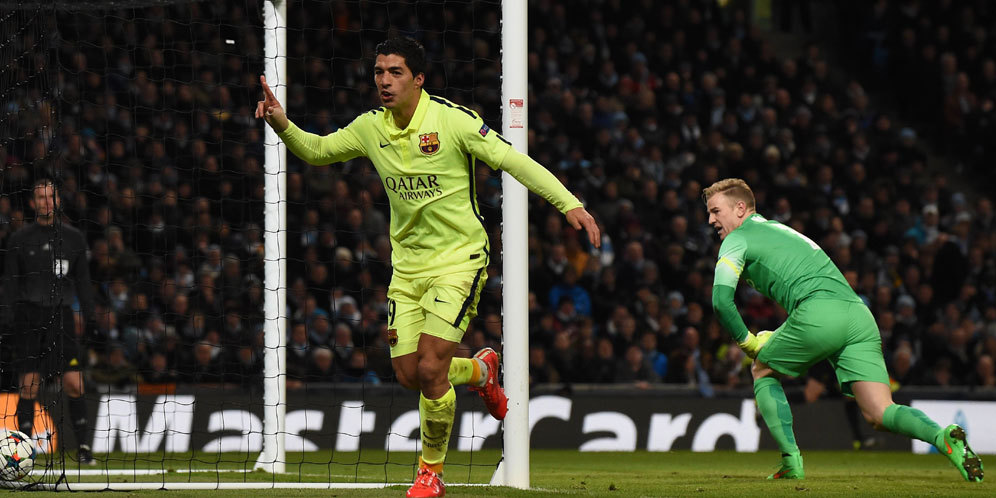 Review: Luis Suarez Dua Gol, Penalti Messi Gagal Review: Luis Suarez Dua Gol, Penalti Messi Gagal