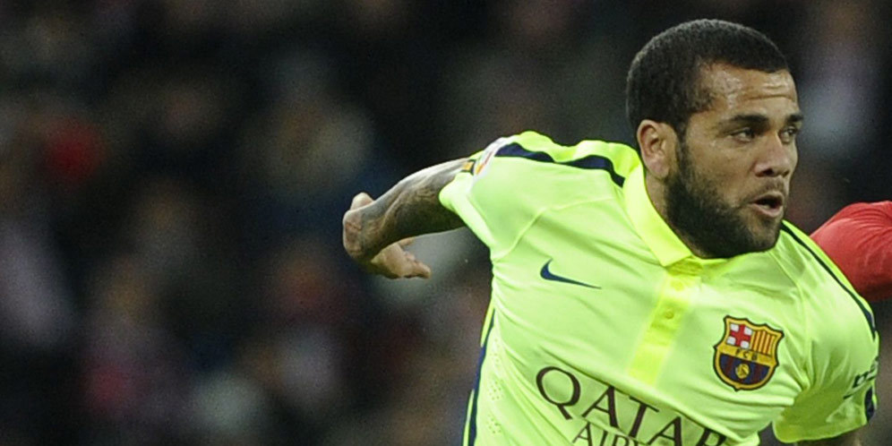 Agen: Dani Alves Segera Pindah ke Klub Lain Agen: Dani Alves Segera Pindah ke Klub Lain