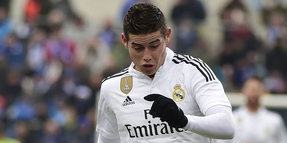 Dipaksa Ancelotti Main Beda Posisi, Ini Komentar James Dipaksa Ancelotti Main Beda Posisi, Ini Komentar James