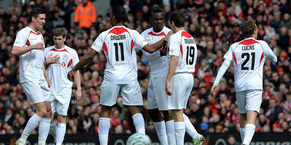 Super! Balotelli Cetak Gol Indah di Laga Charity Super! Balotelli Cetak Gol Indah di Laga Charity
