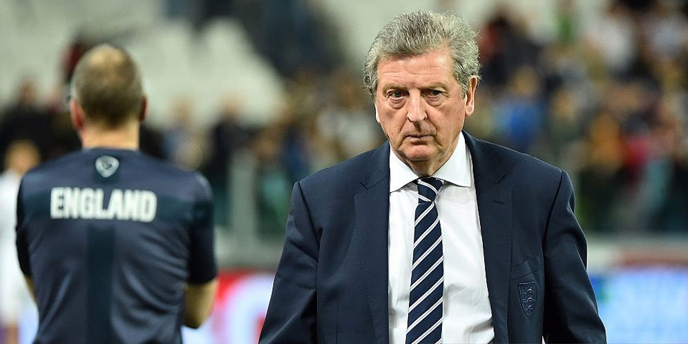 Buruk Babak Pertama, Hodgson Kecewa Berat Buruk Babak Pertama, Hodgson Kecewa Berat