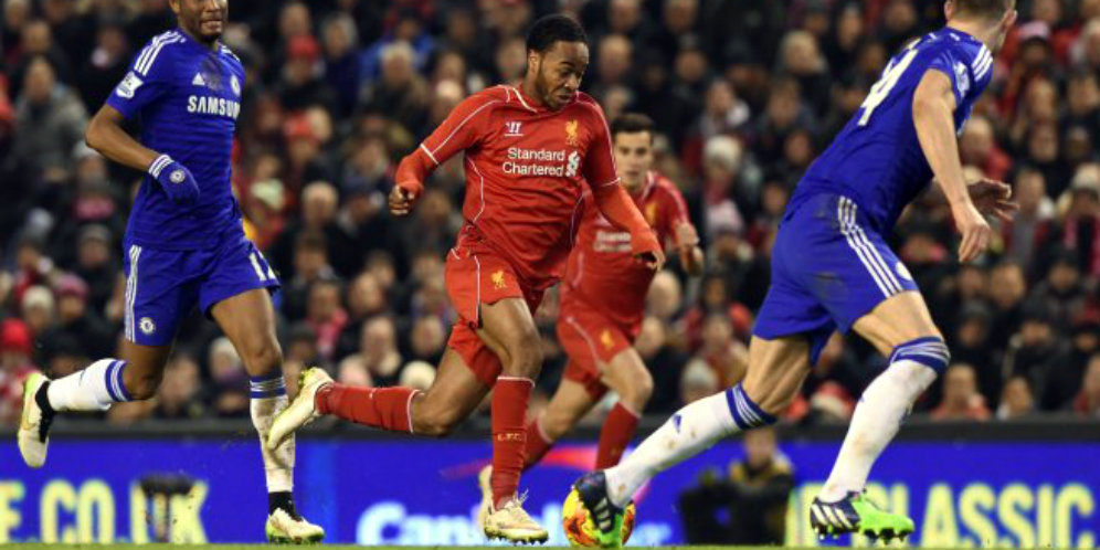 Mourinho Samakan Masalah Sterling Dengan Kepindahan Ibra ke Barca Mourinho Samakan Masalah Sterling Dengan Kepindahan Ibra ke Barca