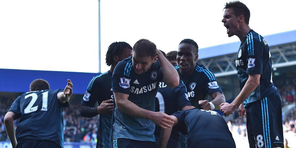 Ivanovic Dilempar Korek Api, QPR Siapkan Sanksi Berat Untuk Sang Pelaku Ivanovic Dilempar Korek Api, QPR Siapkan Sanksi Berat Untuk Sang Pelaku