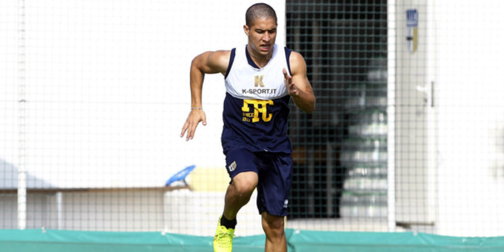 Chelsea Antri Tanda Tangan Wonderkid Parma Chelsea Antri Tanda Tangan Wonderkid Parma
