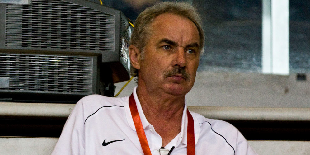 Alfred Riedl Mundur Dari PSM Makassar Alfred Riedl Mundur Dari PSM Makassar