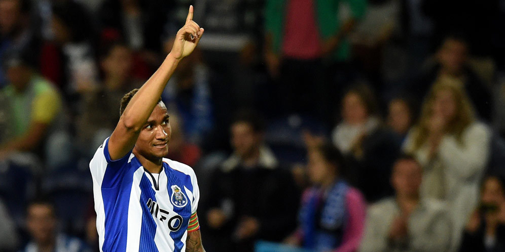 Ancelotti Akui Kehadiran Danilo Bakal Panaskan Madrid Ancelotti Akui Kehadiran Danilo Bakal Panaskan Madrid