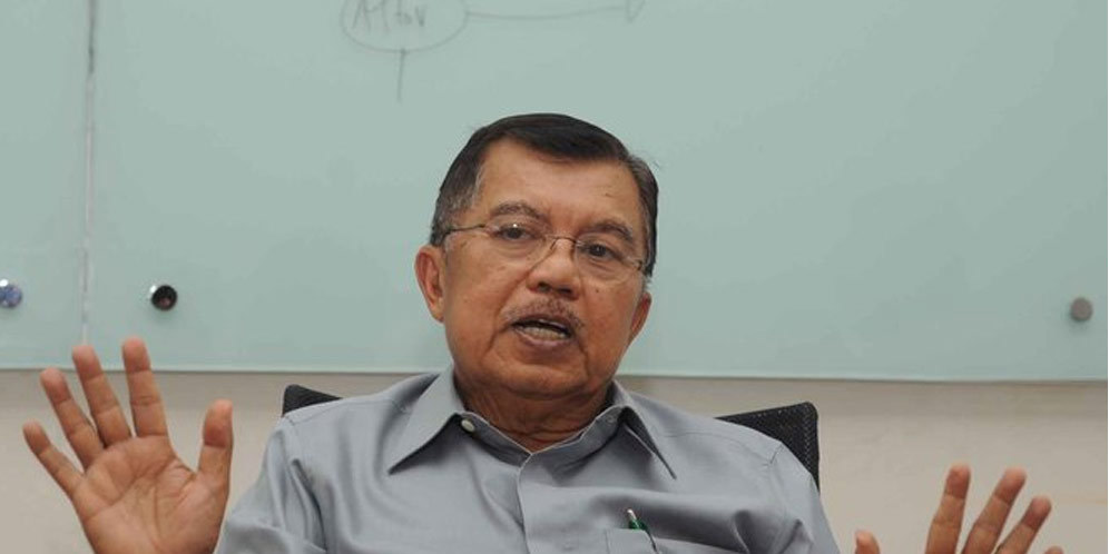 Wapres JK Diminta Tak Hadiri KLB PSSI di Surabaya Wapres JK Diminta Tak Hadiri KLB PSSI di Surabaya