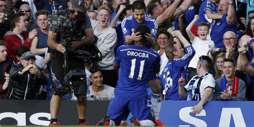 Neville: Chelsea Bermain Seperti Tim Juara Neville: Chelsea Bermain Seperti Tim Juara