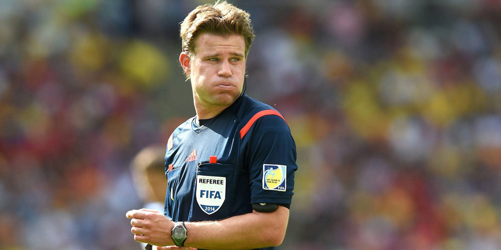Felix Brych, Wasit 'Ajaib' Untuk Derby Madrid di Bernabeu Felix Brych, Wasit 'Ajaib' Untuk Derby Madrid di Bernabeu