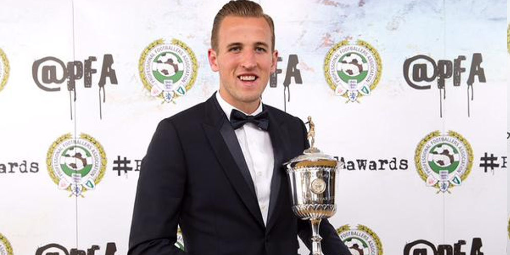 Harry Kane Raih Gelar Pemain Muda Terbaik Premier League Harry Kane Raih Gelar Pemain Muda Terbaik Premier League