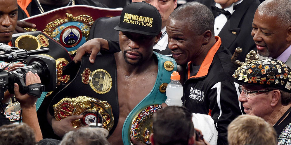 Mayweather Akan Pensiun di Bulan September Mayweather Akan Pensiun di Bulan September