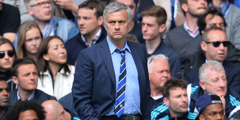 Chelsea 2014-15 Dua Trofi, Azpilicueta Puji Mourinho