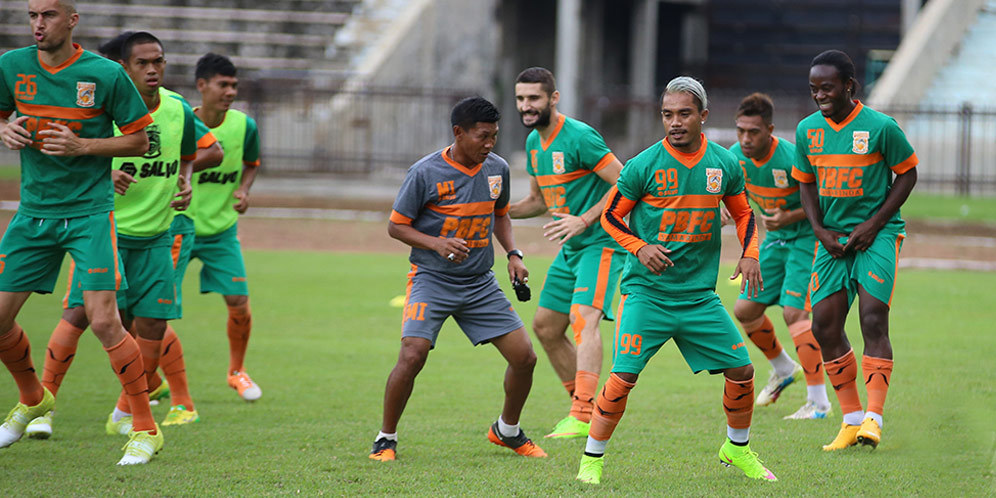Datangi Kantor Kemenpora, Ini Kata Pusamania Borneo FC Datangi Kantor Kemenpora, Ini Kata Pusamania Borneo FC