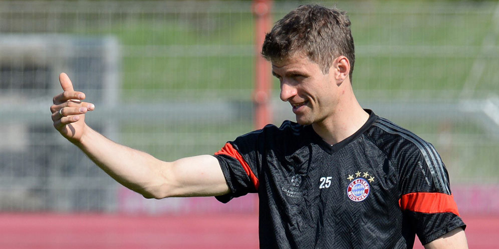 Muller Panaskan Rumor Transfernya ke MU Muller Panaskan Rumor Transfernya ke MU
