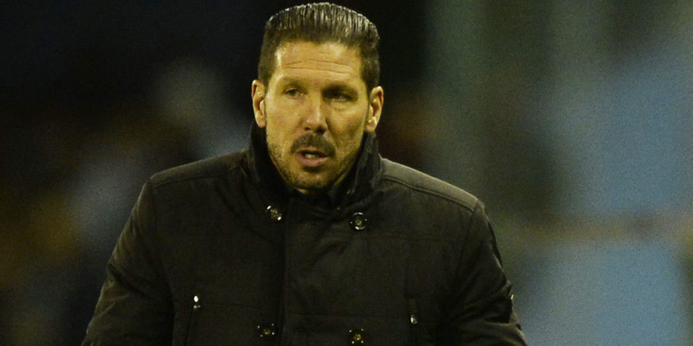 Simeone Ajukan Pembelaan untuk Ancelotti Simeone Ajukan Pembelaan untuk Ancelotti