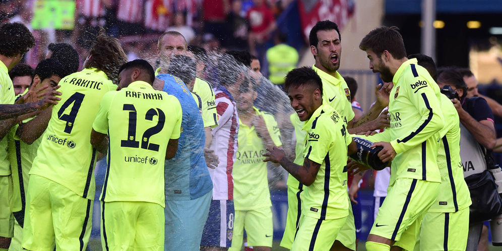 Video: Liar! Perayaan Juara Pemain Barcelona di Locker Room Video: Liar! Perayaan Juara Pemain Barcelona di Locker Room
