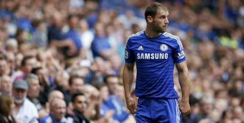 Ivanovic Isyaratkan Bertahan di Chelsea Ivanovic Isyaratkan Bertahan di Chelsea