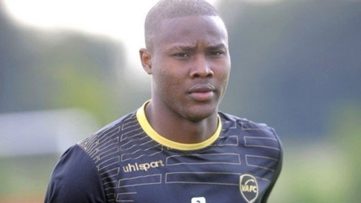 Bek Muda Valenciennes Kunjungi Komplek Latihan United