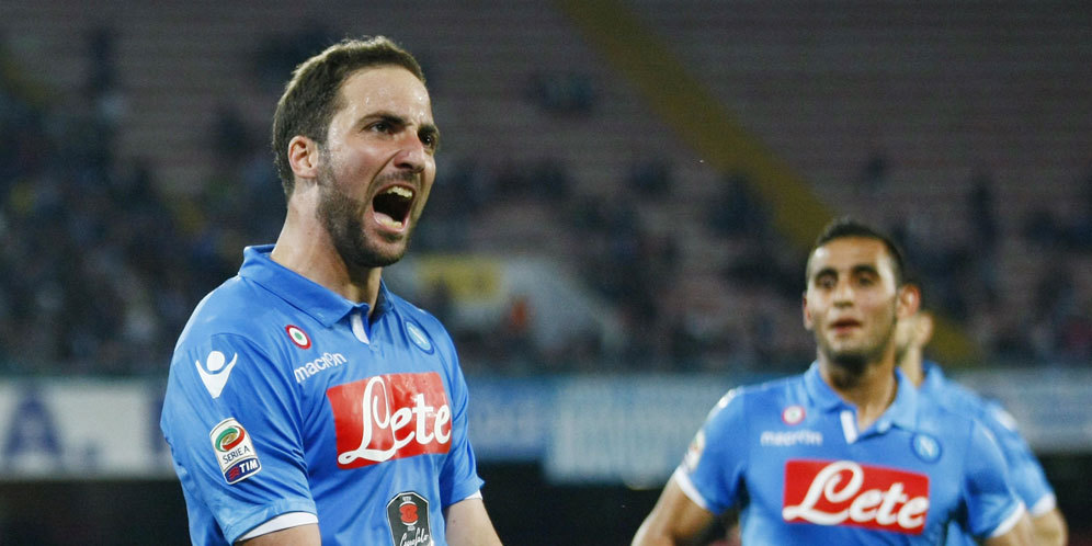 Higuain Jadi Target Buruan Arsenal Higuain Jadi Target Buruan Arsenal