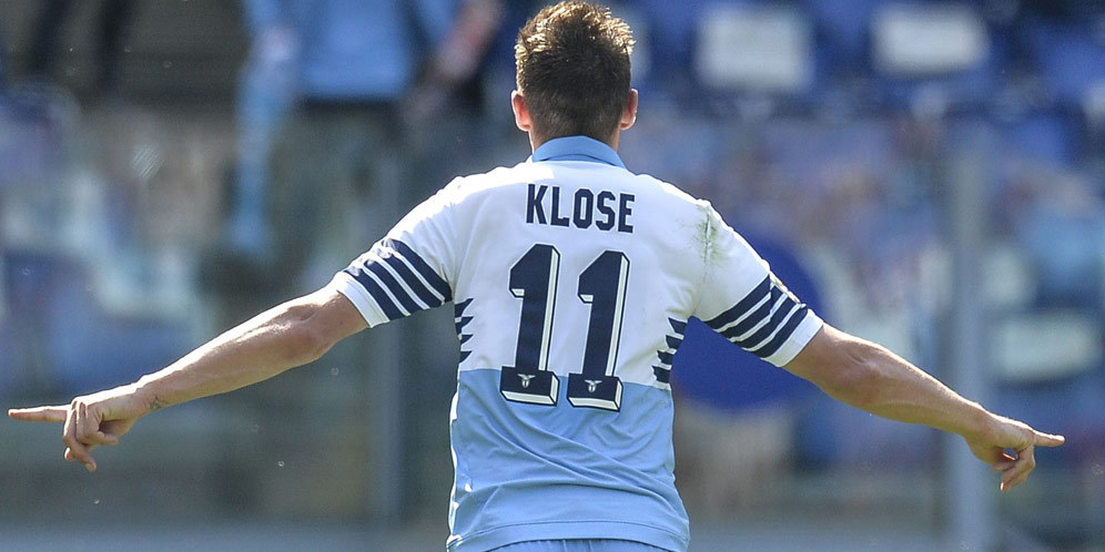 Terpukau Kehangatan Fans Lazio, Klose Resmi Bertahan Terpukau Kehangatan Fans Lazio, Klose Resmi Bertahan