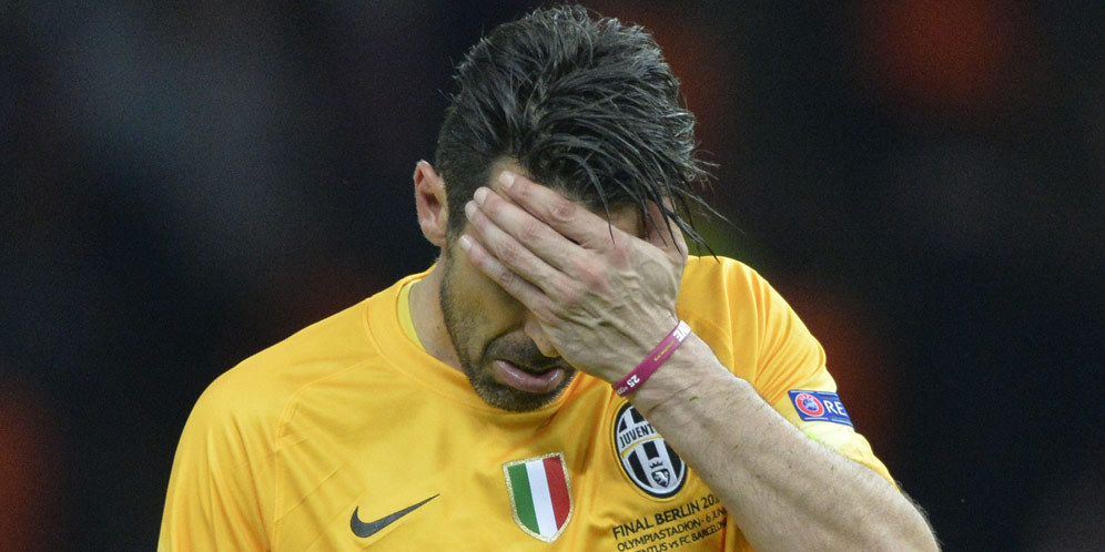 Kontra Kroasia, Italia Bakal Kehilangan Buffon ? Kontra Kroasia, Italia Bakal Kehilangan Buffon ?