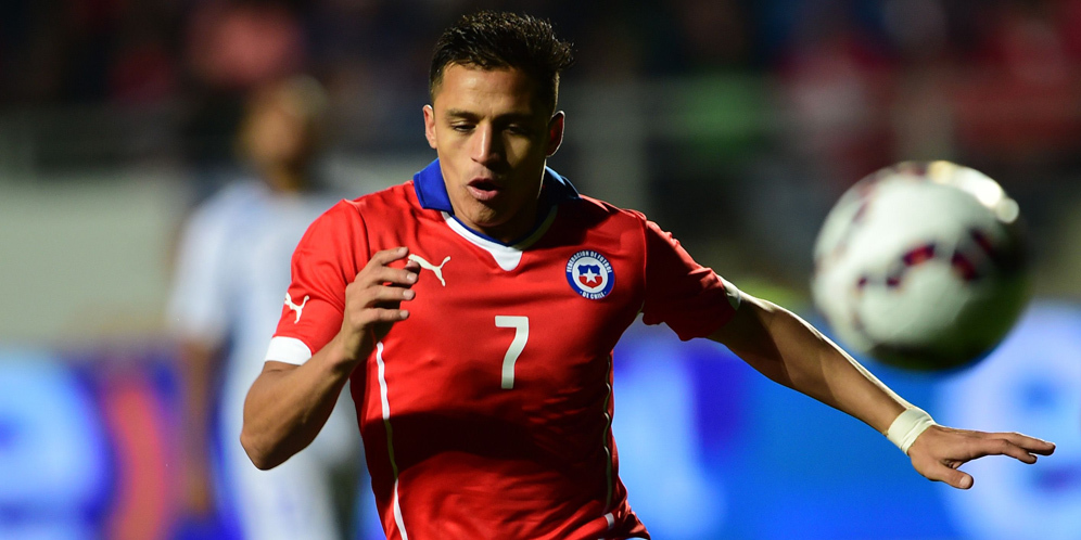 Alexis Sanchez Bandingkan Dirinya dengan Messi & CR7 Alexis Sanchez Bandingkan Dirinya dengan Messi & CR7