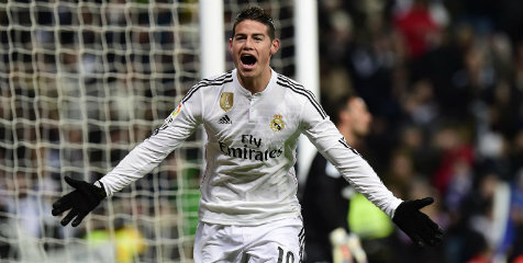 Ronaldo Diminta Berikan Tendangan Bebas Kepada James Ronaldo Diminta Berikan Tendangan Bebas Kepada James