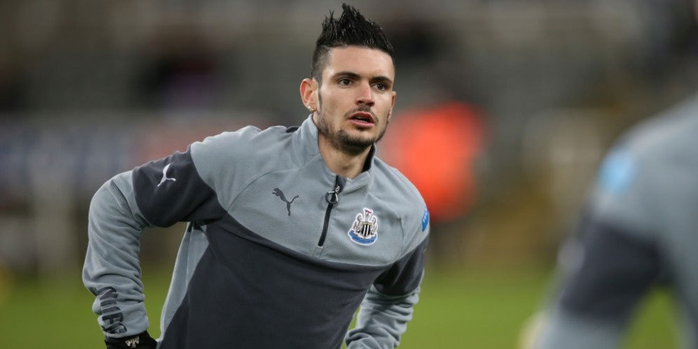 Cabella Tetap Bertahan di Newcastle Cabella Tetap Bertahan di Newcastle