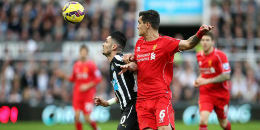 Gary Neville Akui Lovren Defender Yang Bagus Gary Neville Akui Lovren Defender Yang Bagus