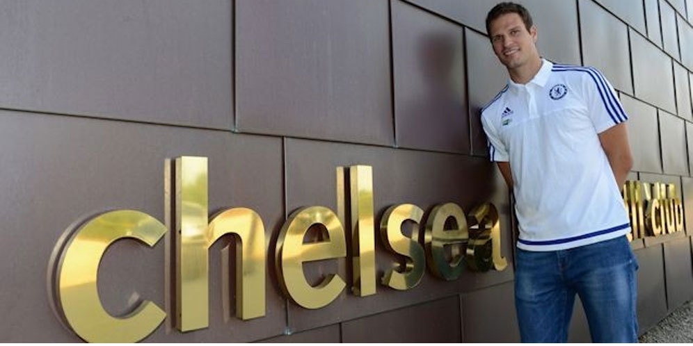 Begovic Bersemangat Dikelilingi Pemain Kelas Dunia di Chelsea Begovic Bersemangat Dikelilingi Pemain Kelas Dunia di Chelsea